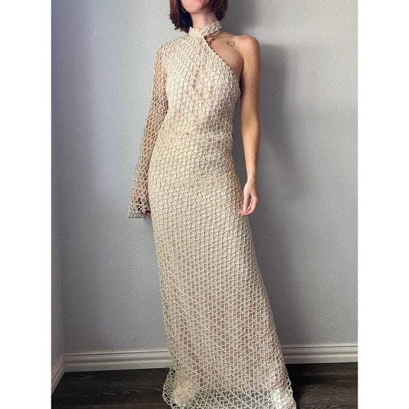 Sandra Mansour Cream Crochet Net One Shoulder Asymmetric Maxi Dress - Picture 4 of 12